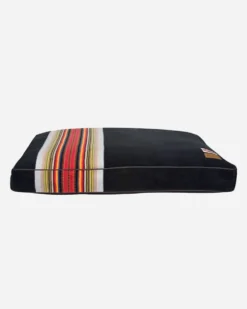 ACADIA NATIONAL PARK PET BED - NAPPER