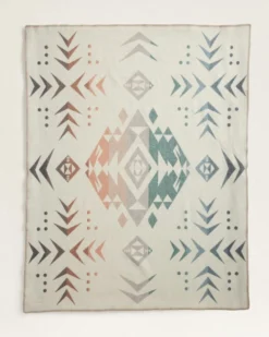 AGATE BEACH THROW