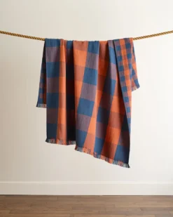 BLOCK PLAID ORGANIC COTTON FRINGED THROW