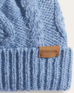 CABLE KNIT BEANIE