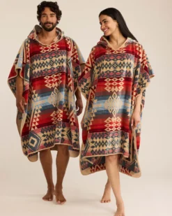 CANYONLANDS ADULT HOODED TOWEL