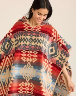 CANYONLANDS ADULT HOODED TOWEL