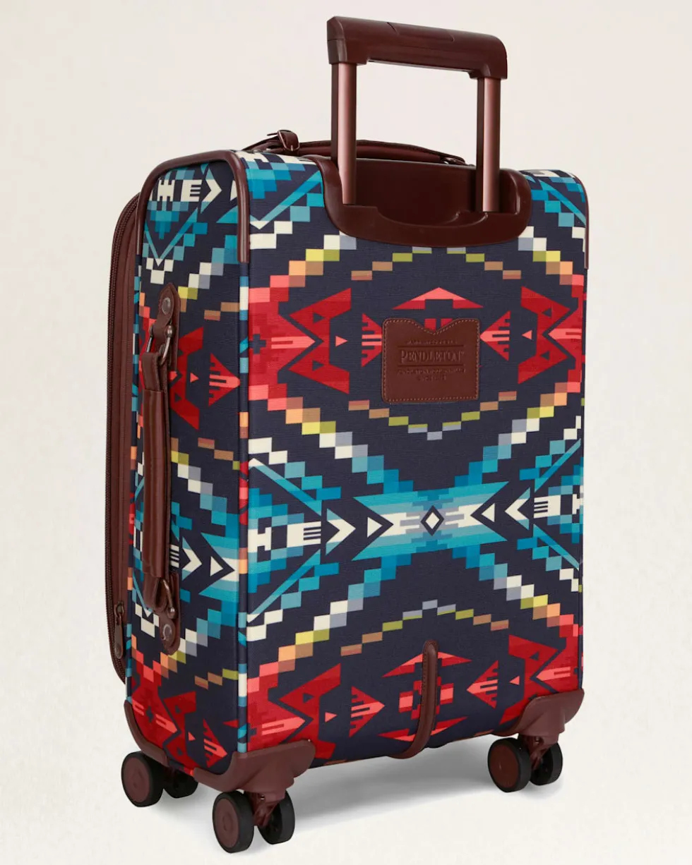 CARICO LAKE 20" SOFTSIDE SPINNER LUGGAGE