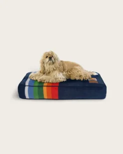 CRATER LAKE NATIONAL PARK PET BED - NAPPER