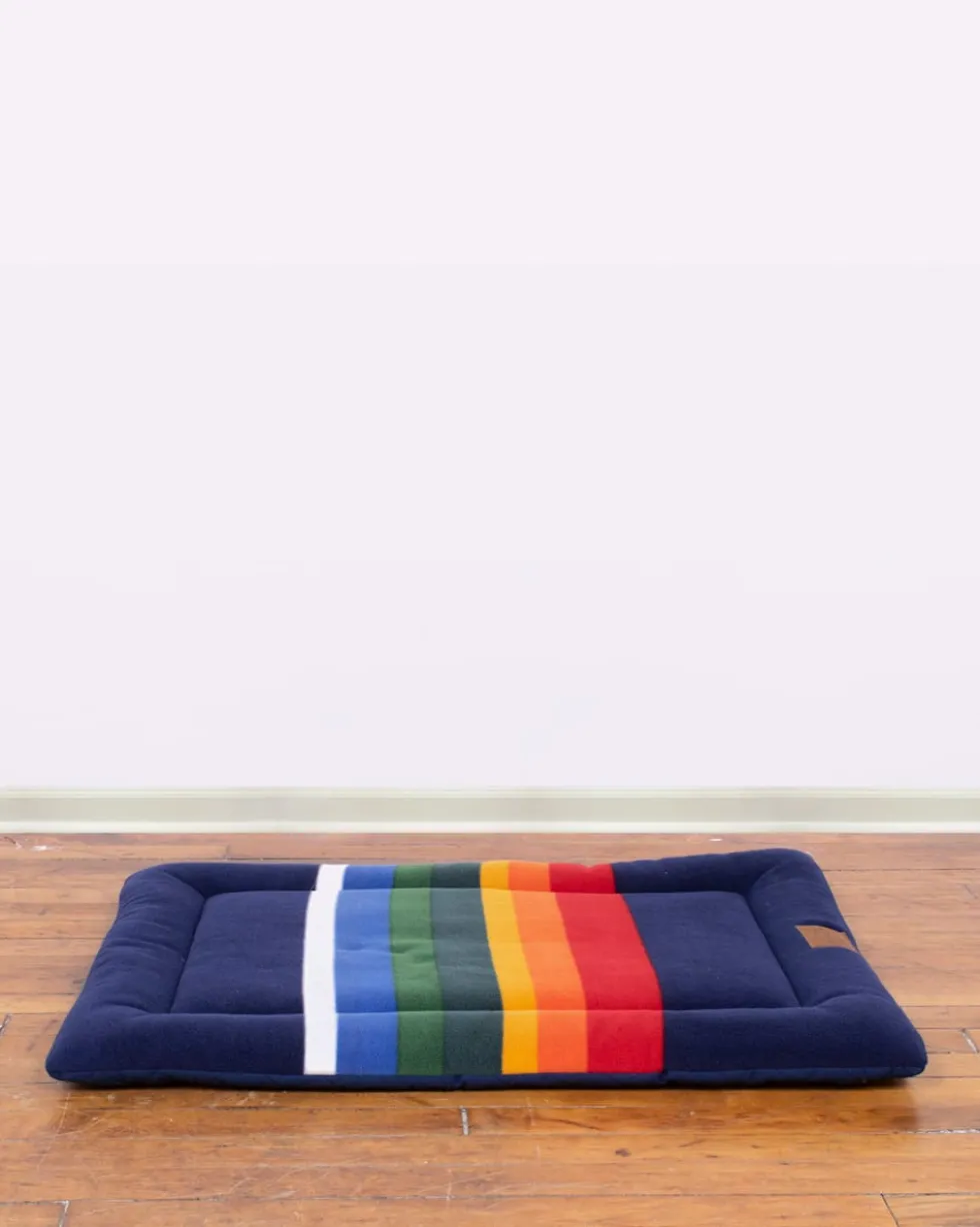 CRATER LAKE NATIONAL PARK PET BED - COMFORT CUSHION