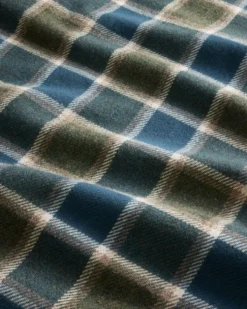ECO-WISE WOOL FRINGED THROW