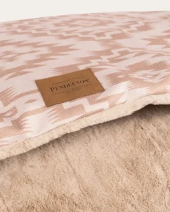 GINGER MESILLA BURROW PET BED