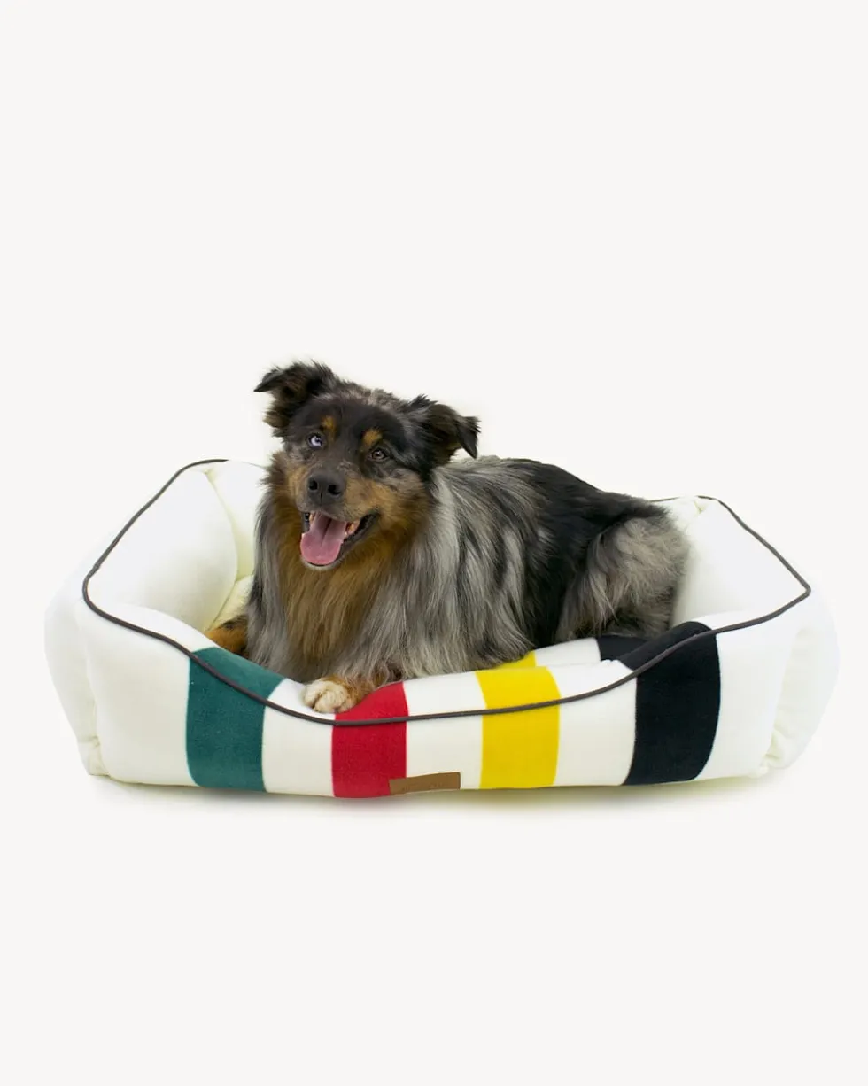 GLACIER NATIONAL PARK PET BED - KUDDLER