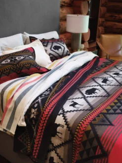 LOST TRAIL JACQUARD BEDDING SET