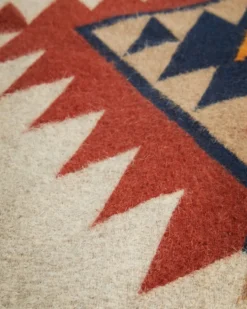 MANY DIAMONDS RUG
