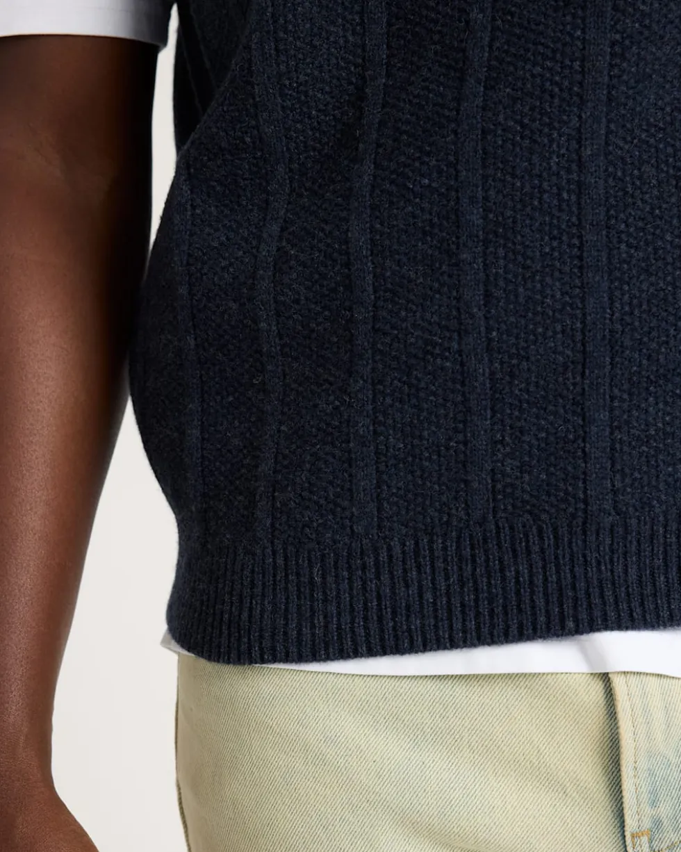 MEN'S MIXED STITCH MERINO SWEATER VEST