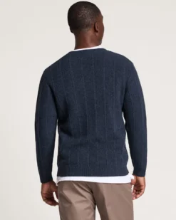 MEN'S MIXED STITCH MERINO V-NECK SWEATER
