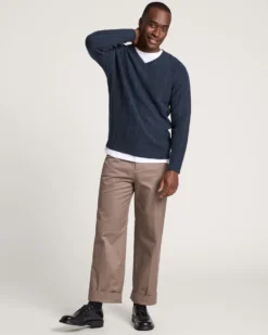 MEN'S MIXED STITCH MERINO V-NECK SWEATER