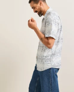 MEN'S SHORT-SLEEVE SHORELINE LINEN SHIRT