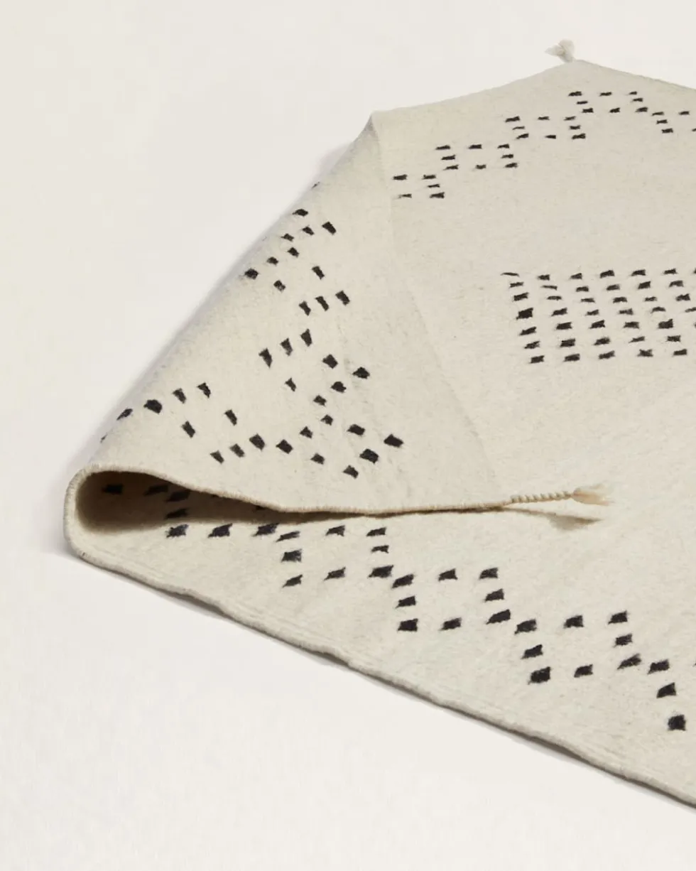 MIL DIAMONDS RUG
