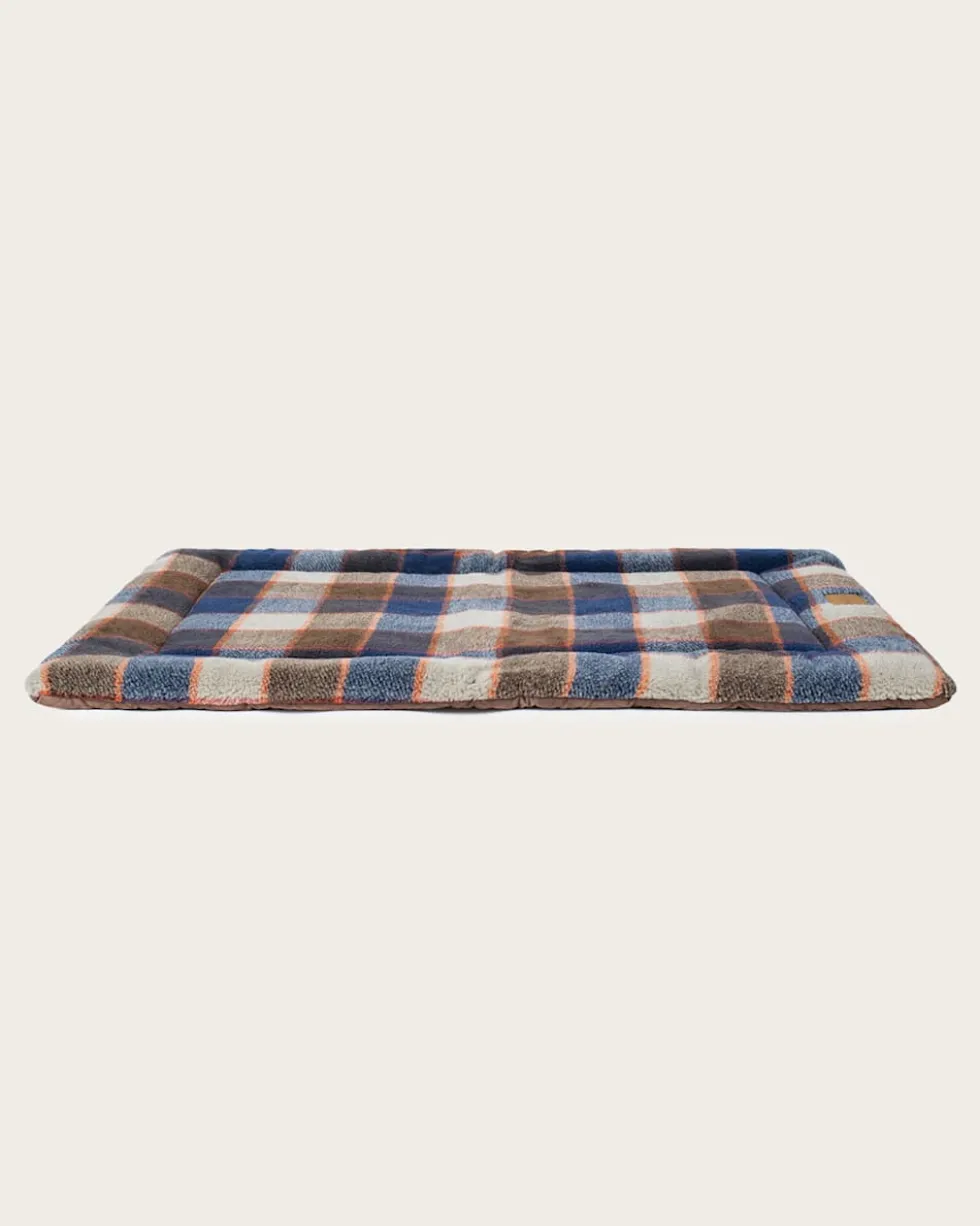 MOUNTAIN PLAID PET BED - COMFORT CUSHION