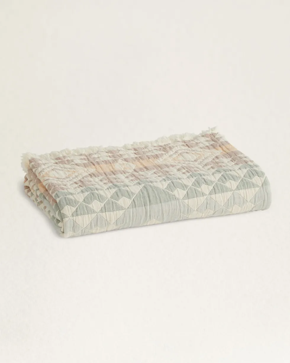 ORGANIC COTTON FRINGED THROW