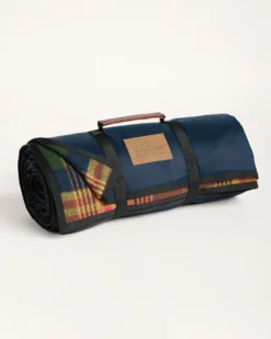 ROLL-UP BLANKET