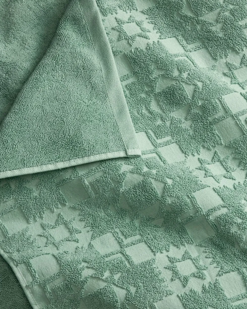 SCULPTED TOWEL COLLECTION