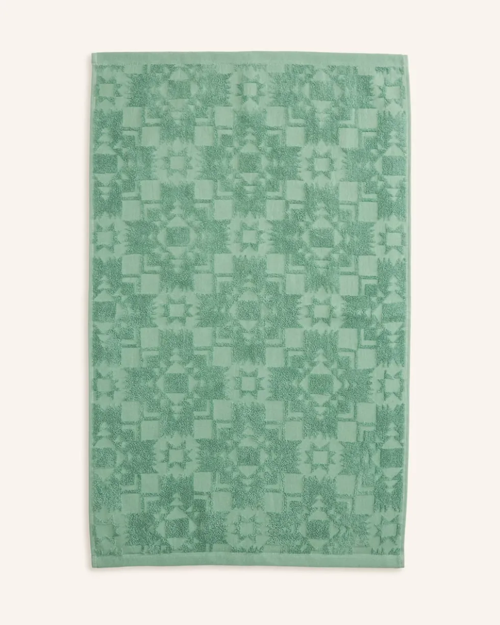 SCULPTED TOWEL COLLECTION