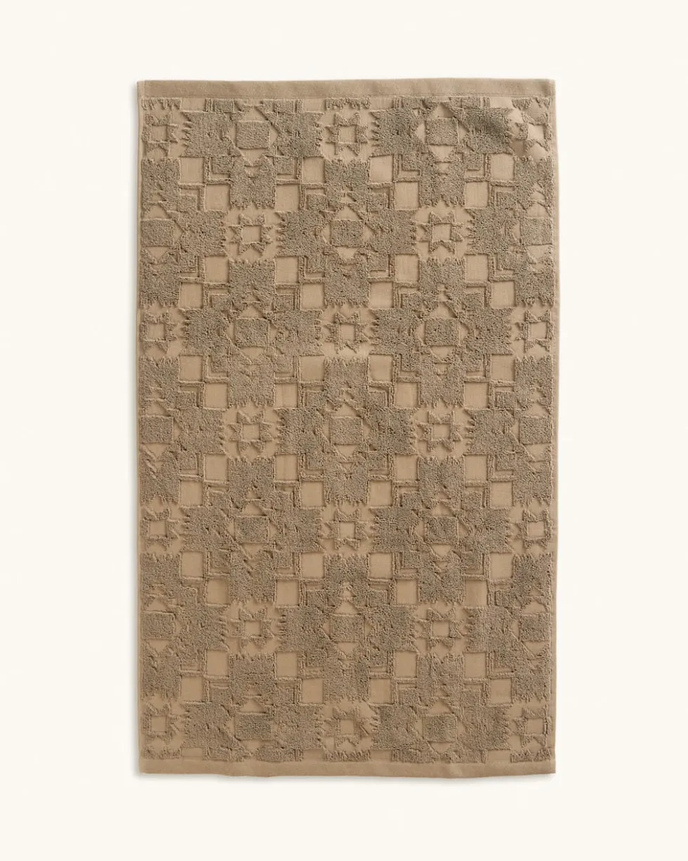 SCULPTED TOWEL COLLECTION