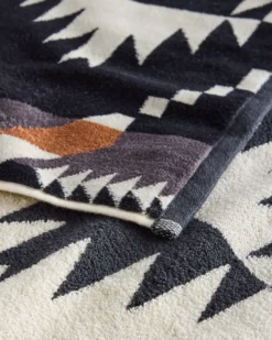 SPIDER ROCK TOWEL COLLECTION