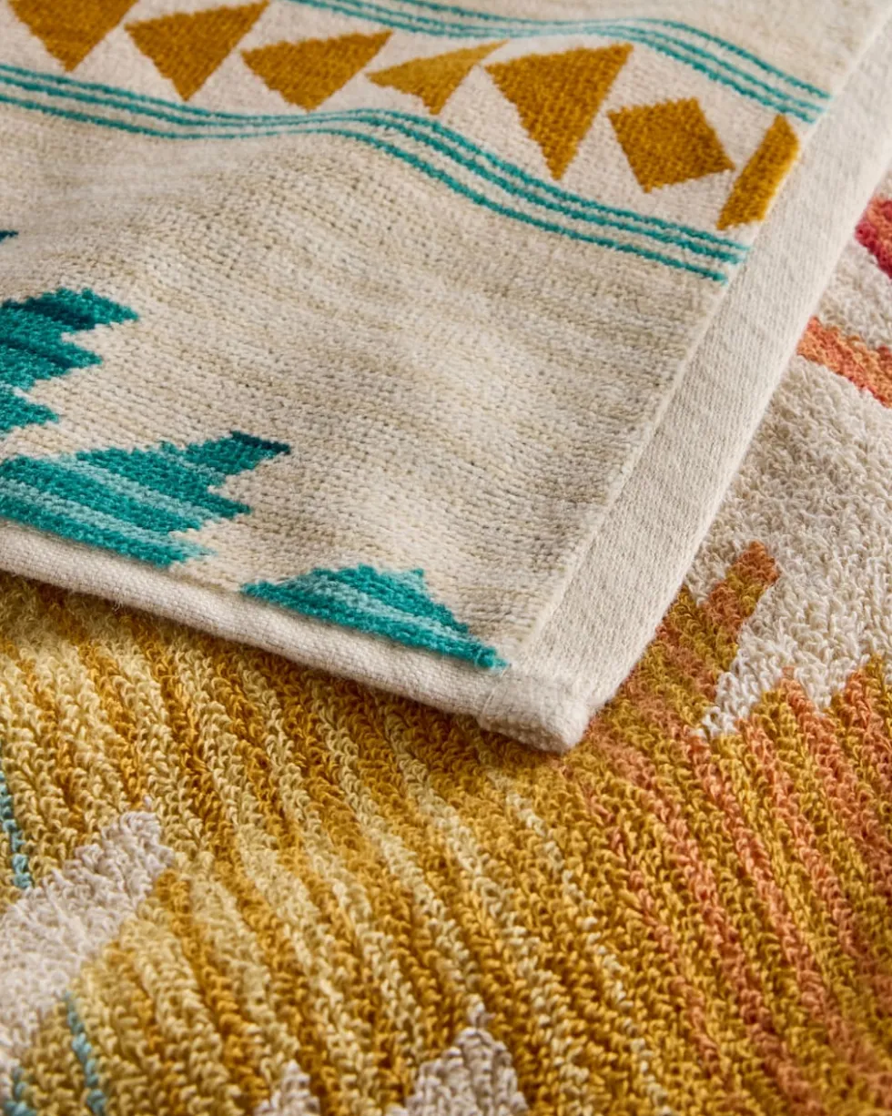SUNSET PASS SPA TOWEL