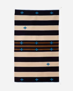 TURQUOISE CROSSES RUG
