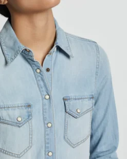 WOMEN'S CHAMBRAY GAMBLER SHIRT