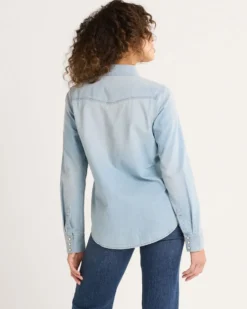 WOMEN'S CHAMBRAY GAMBLER SHIRT