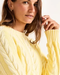 WOMEN'S COTTON CABLE SWEATER