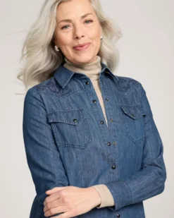 WOMEN'S EMBROIDERED CHAMBRAY GAMBLER SHIRT DRESS