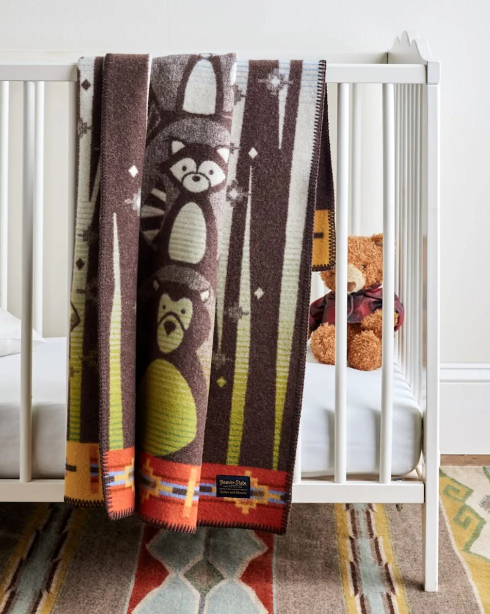WOODLAND NEIGHBORS CRIB BLANKET