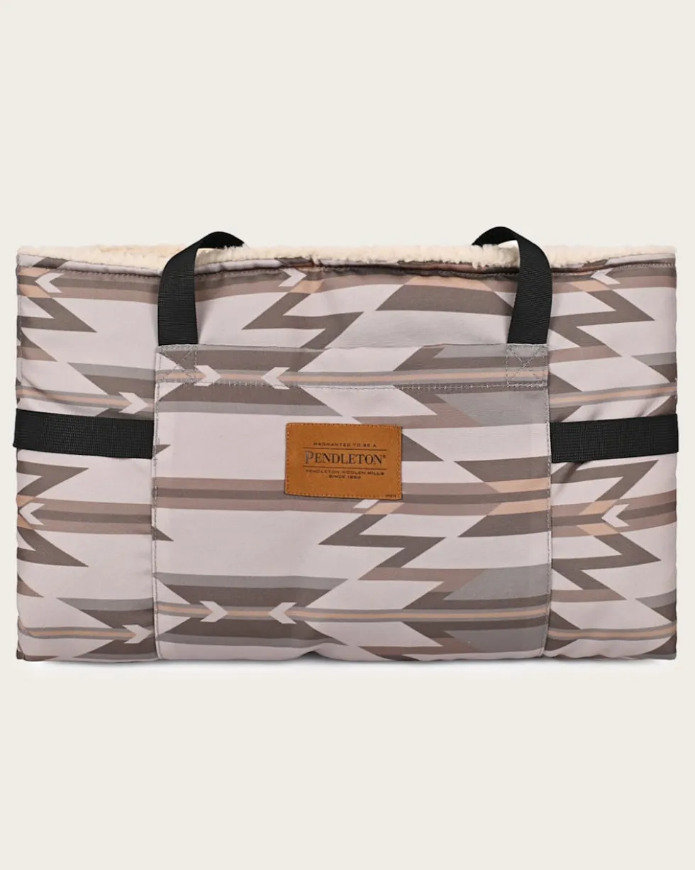 WYETH TRAIL PET TRAVEL BED
