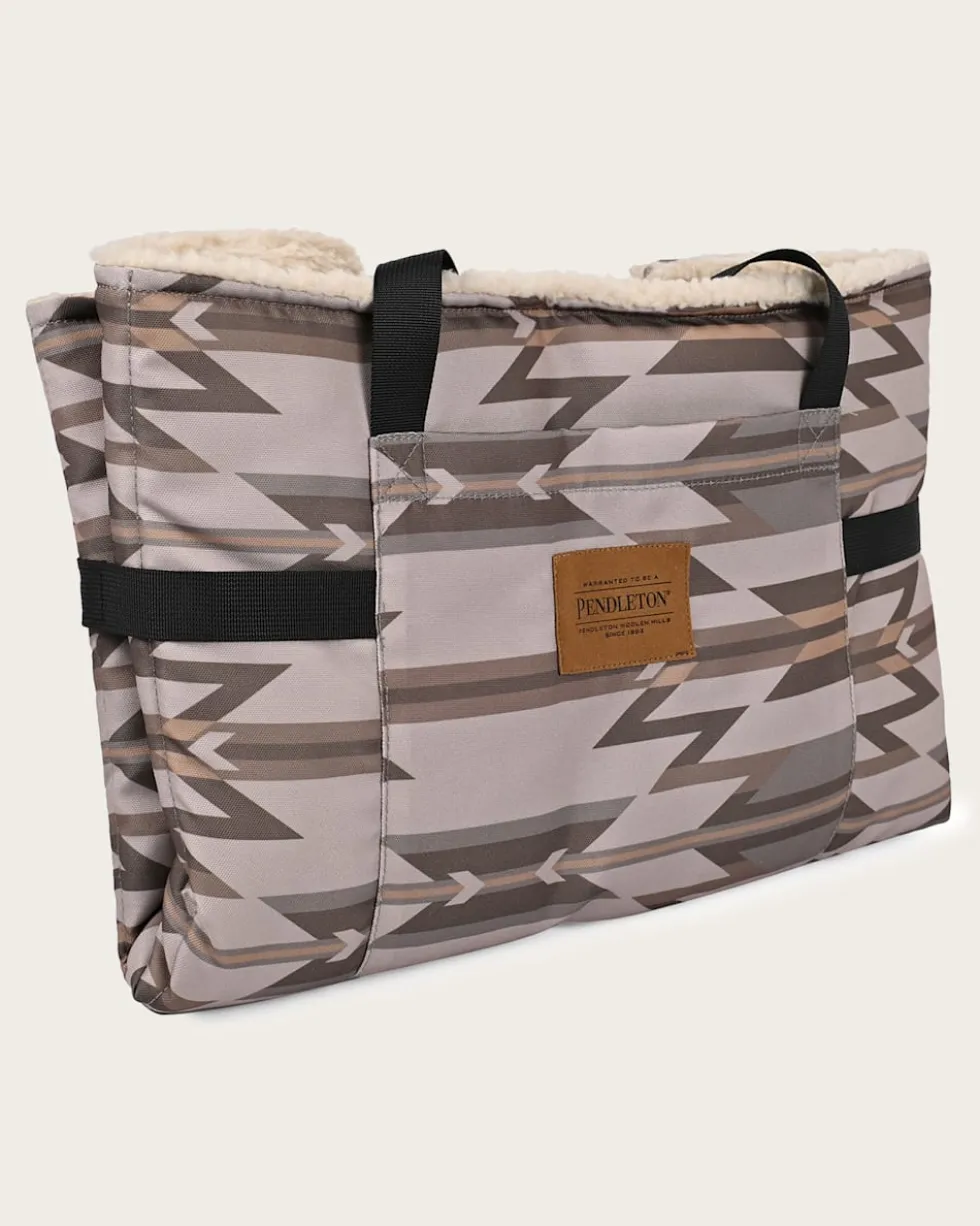 WYETH TRAIL PET TRAVEL BED