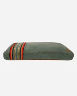 YAKIMA CAMP PET BED - NAPPER