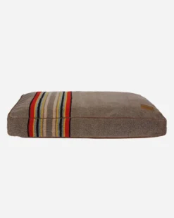 YAKIMA CAMP PET BED - NAPPER