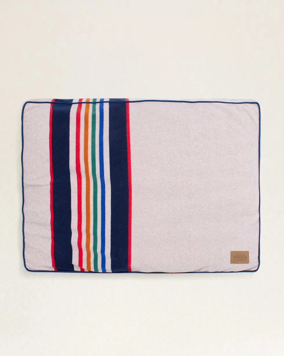 YELLOWSTONE NATIONAL PARK PET BED - NAPPER